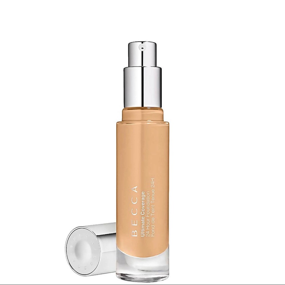 Becca Ultimate Coverage 24hr Foundation in shade Sand. NEVER USED. Long Lasting.